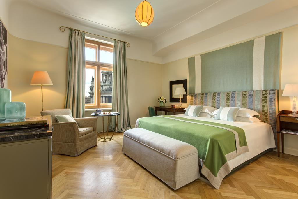 Rocco Forte Astoria Hotel Saint Petersburg Ngoại thất bức ảnh